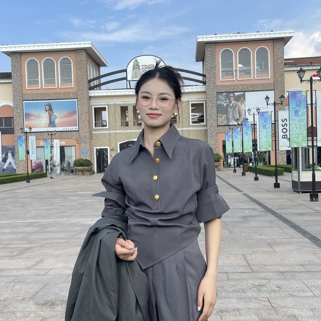 静奢风老钱风穿搭斜纹肌理不规则剪裁衬衣