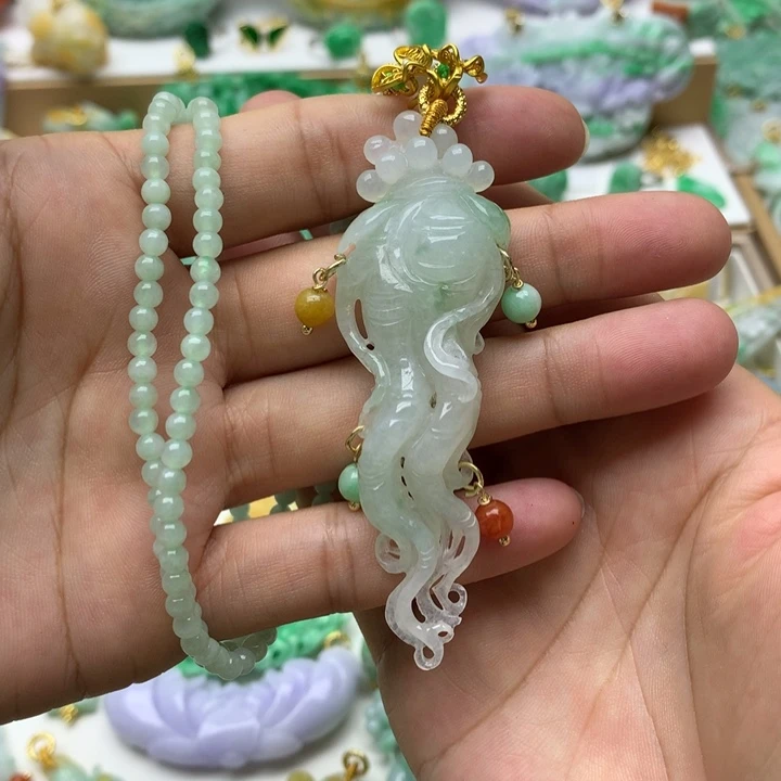 颈饰未镶嵌翡翠翡翠