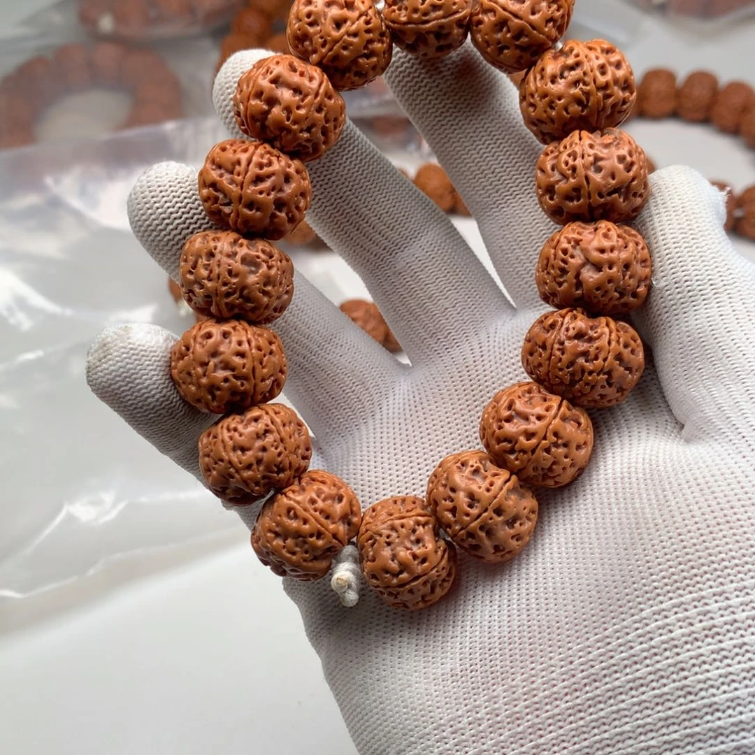 吊坠金刚菩提6瓣满肉飞碟19+尺寸