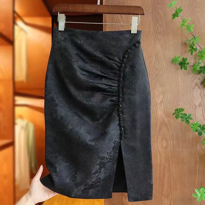 黑色复古提花高腰半身裙女夏季新款洋气钉珠褶皱显瘦开叉a字中裙
