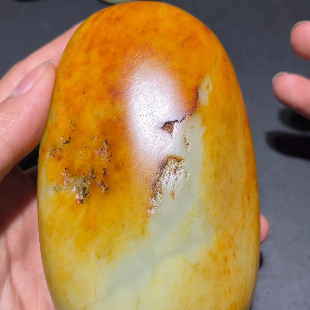 和田玉未镶嵌珠宝奇石