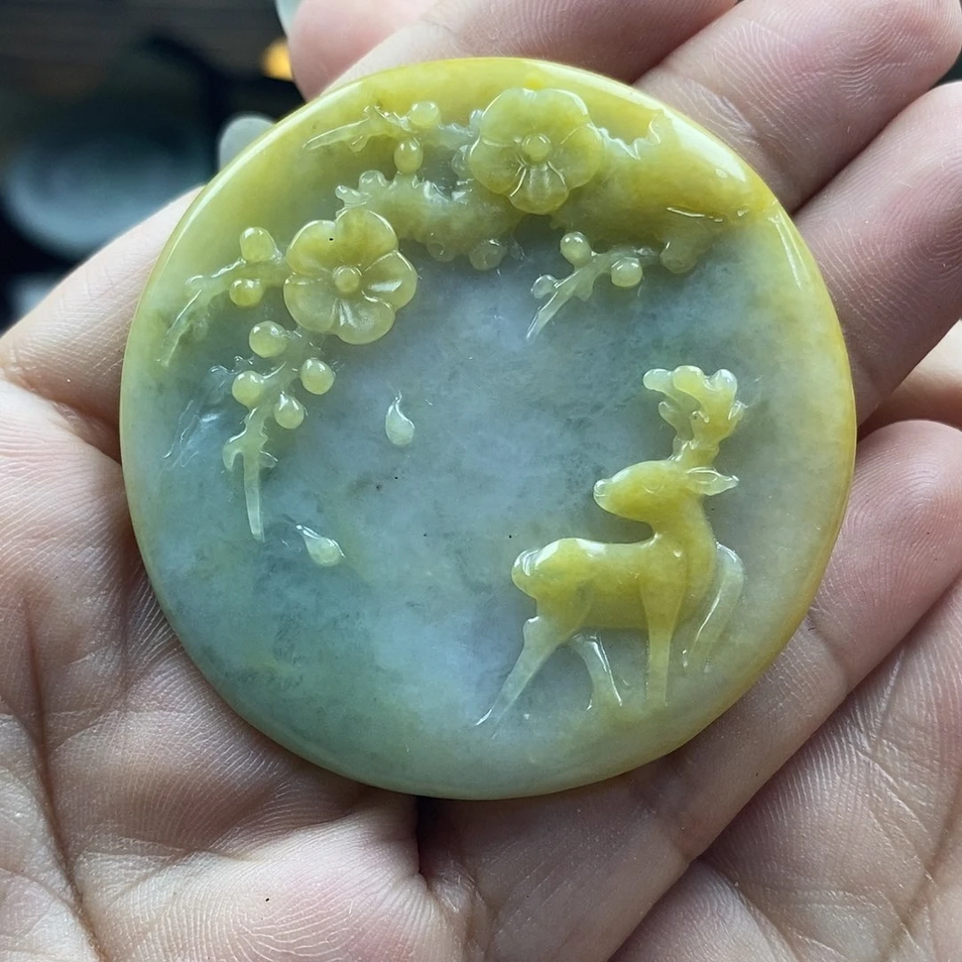 翡翠未镶嵌颈饰?*?牌子