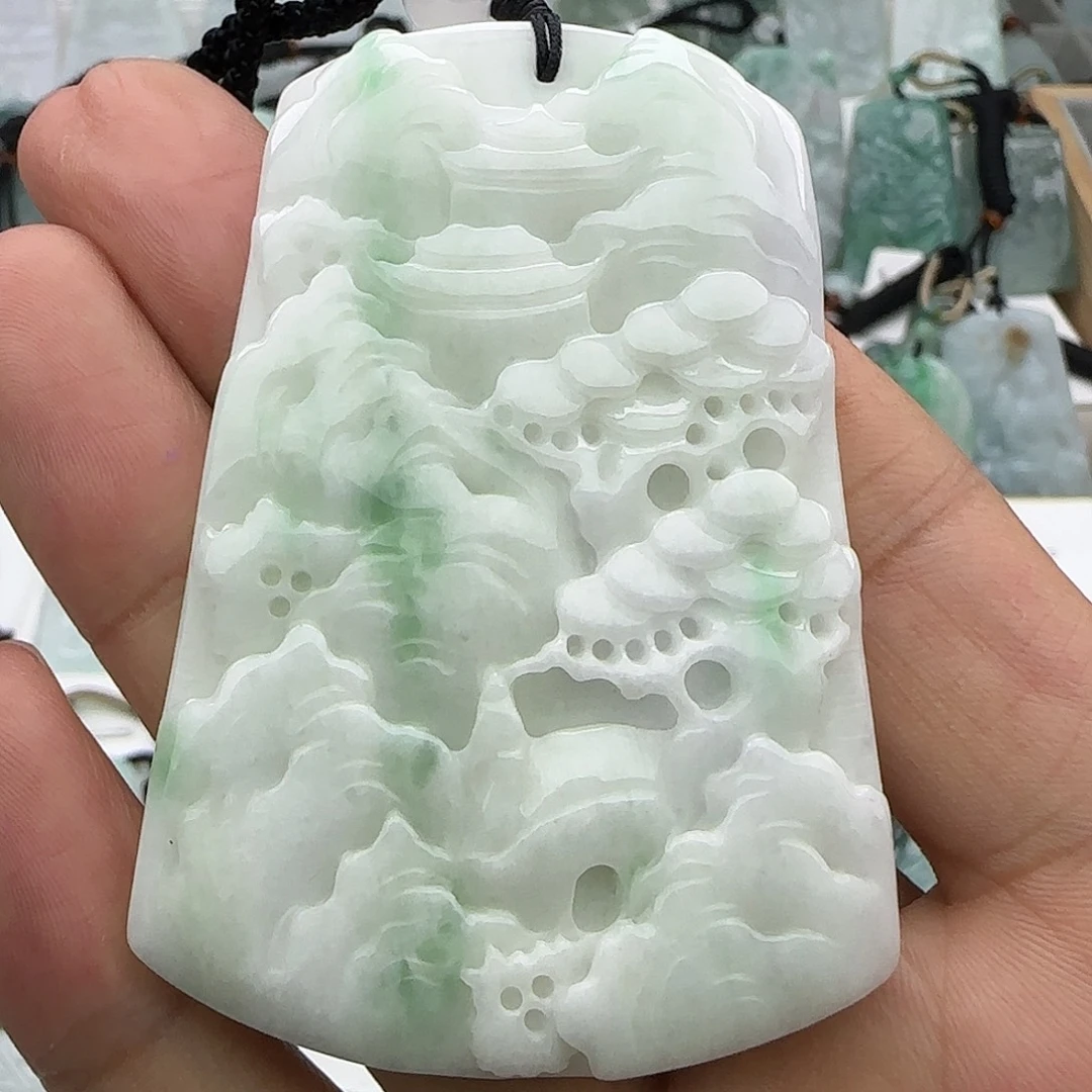 翡翠未镶嵌颈饰翡翠