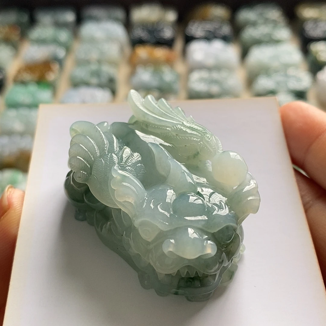 翡翠未镶嵌颈饰天然翡翠貔貅吊坠