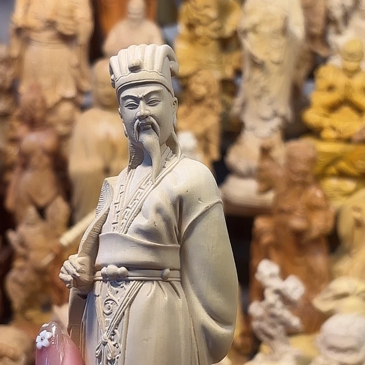 黄杨木黄杨木瑕疵孔明