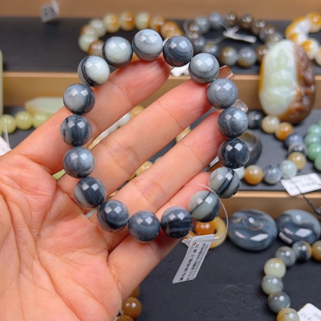 南***万和田玉未镶嵌手链