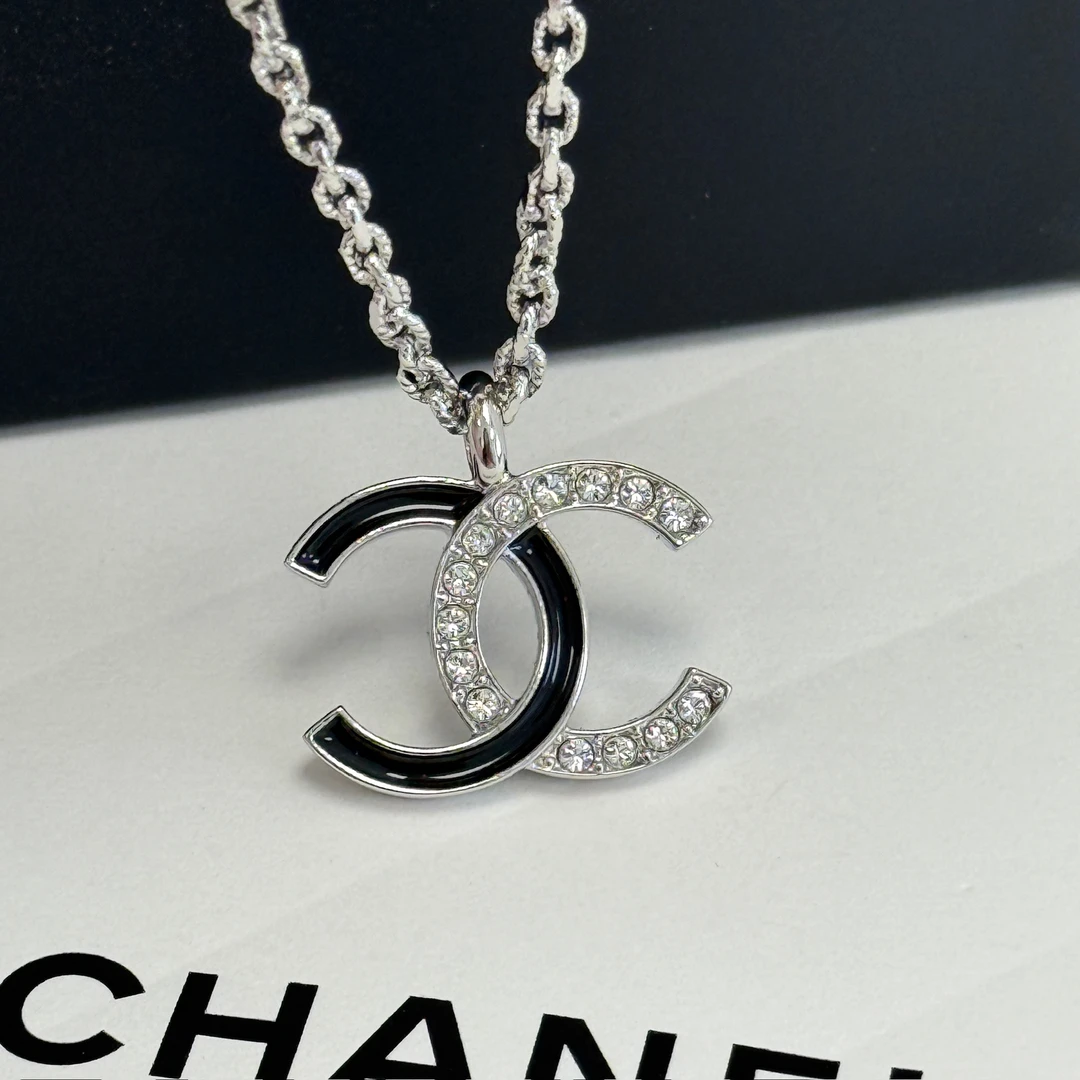 未使用 Chanel/香奈儿 黑白拼接珐琅双C项链