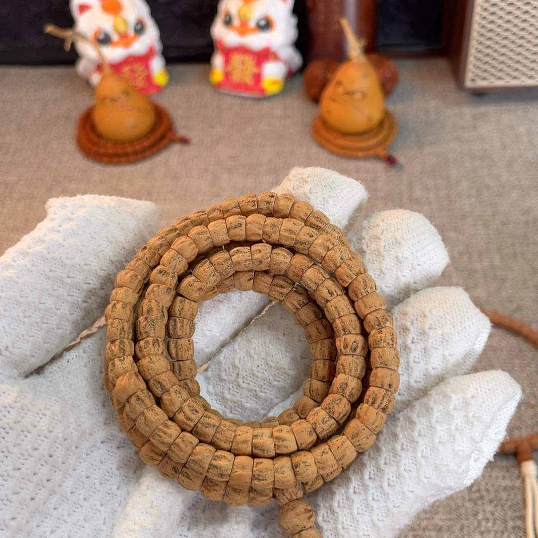 吊坠柏香籽/百香籽红皮顺肠6.5mm