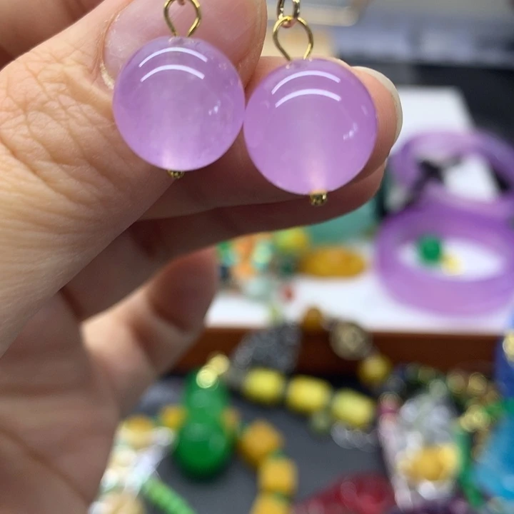 颈饰未镶嵌翡翠吊坠