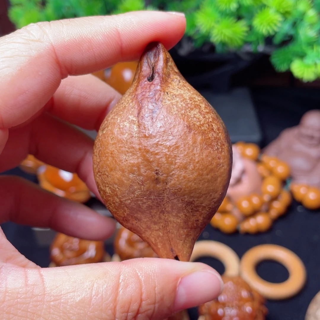 【闪购商品】橄榄核把件40左右原料