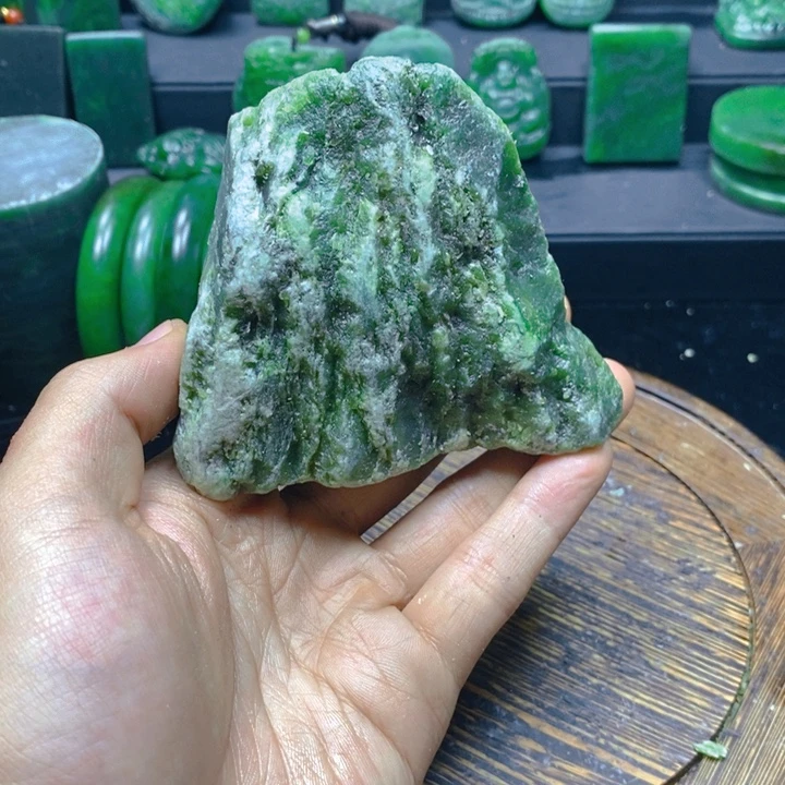 和田玉未镶嵌珠宝半成品