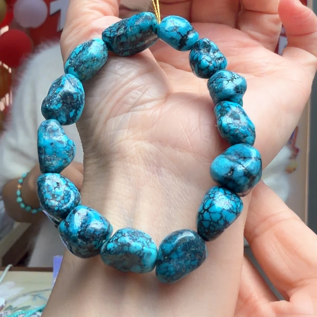 绿松石未镶嵌颈饰