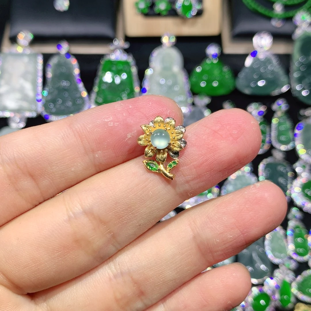 翡翠银S925镶嵌吊坠(赠链)