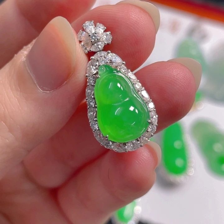 翡翠18K金镶嵌吊坠(不含链)