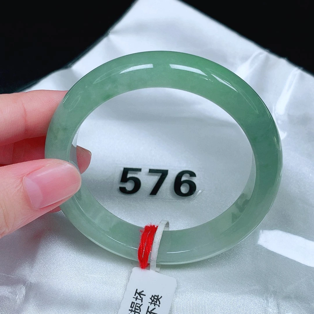 翡翠未镶嵌手镯翡翠手镯未镶嵌