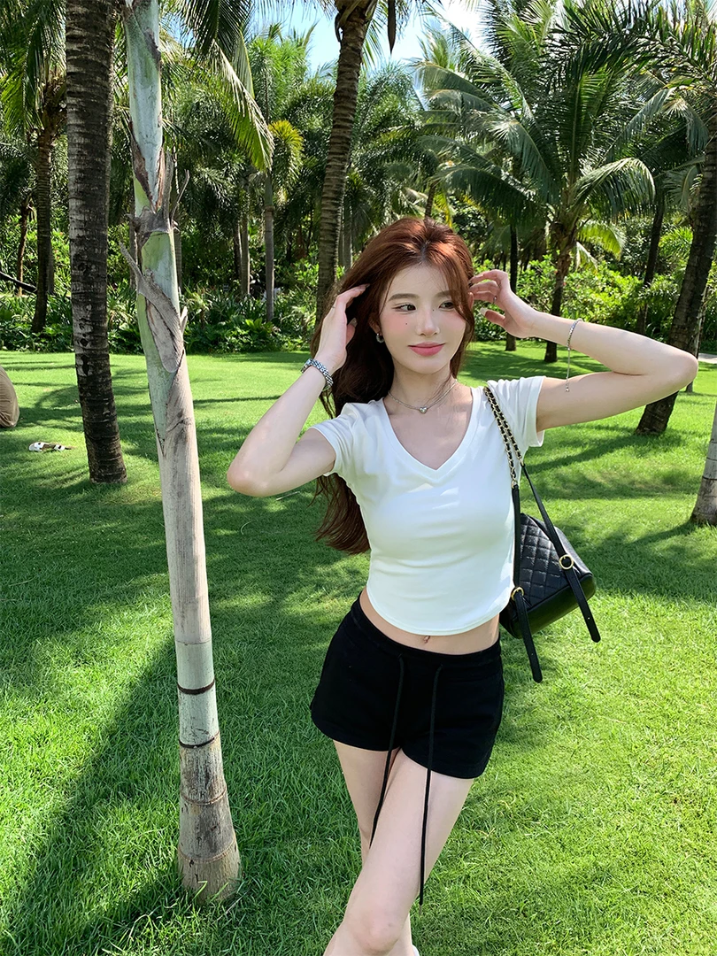 特价秒杀~正肩T恤女V领短袖白色上衣春夏修身显瘦百搭DX5010