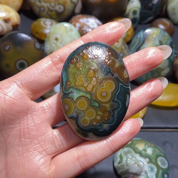 【闪购商品】未镶嵌玛瑙/玉髓珠宝奇石r r