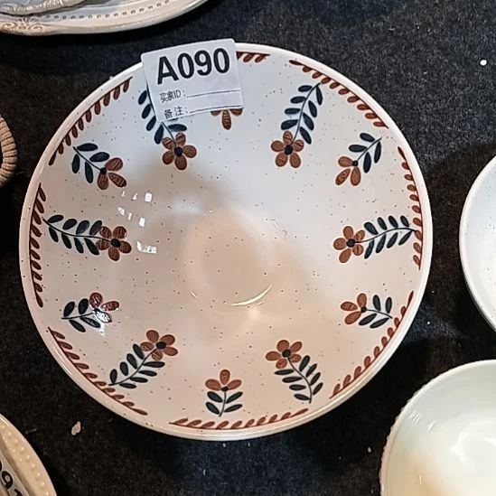 瓷片微瑕面碗三个一组