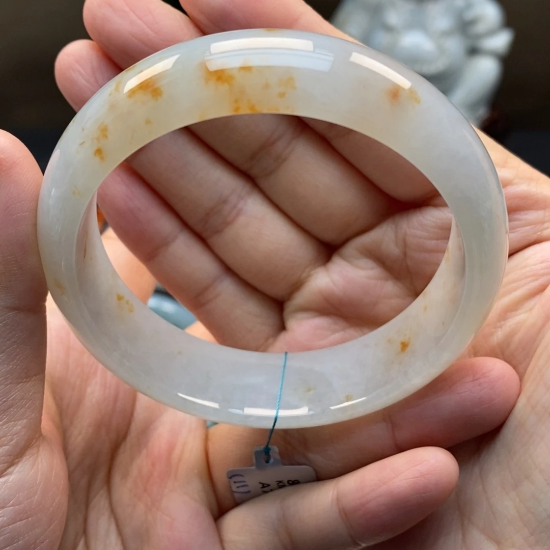 翡翠手镯未镶嵌天然