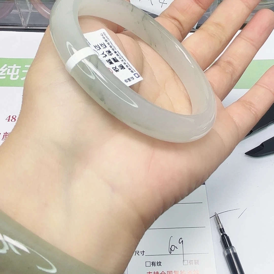 石英质玉未镶嵌手镯16/60