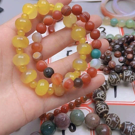 【闪购商品】玛瑙/玉髓未镶嵌珠宝半成品温**待