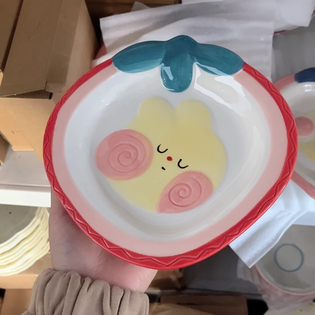 草莓异形盘陶瓷餐具系列