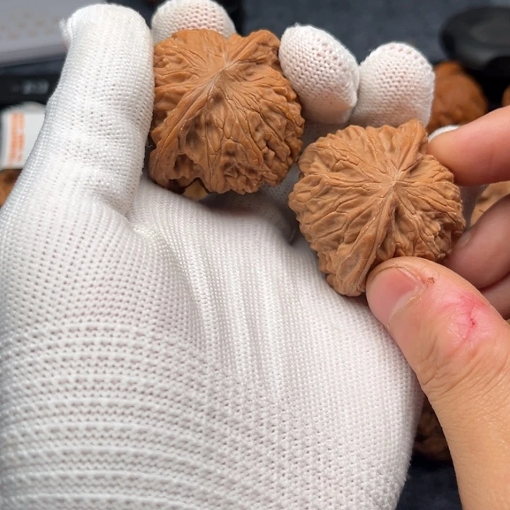 文玩核桃吊坠磨盘