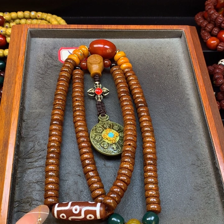 星月菩提吊坠菩提