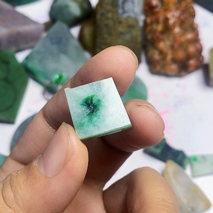 木***心翡翠散珠天然翡翠A货挂件