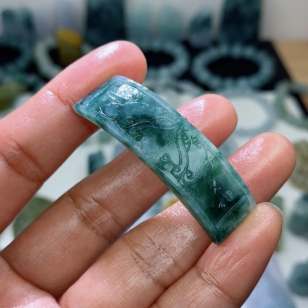 定制翡翠未镶嵌毛货