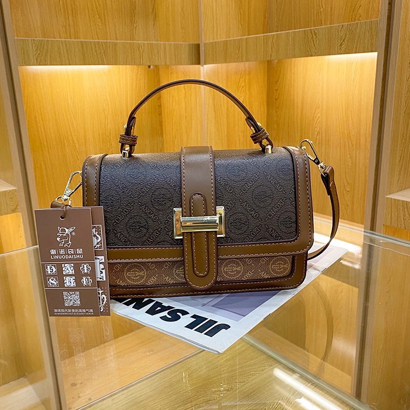 2816 百搭通勤单肩斜挎包复古风