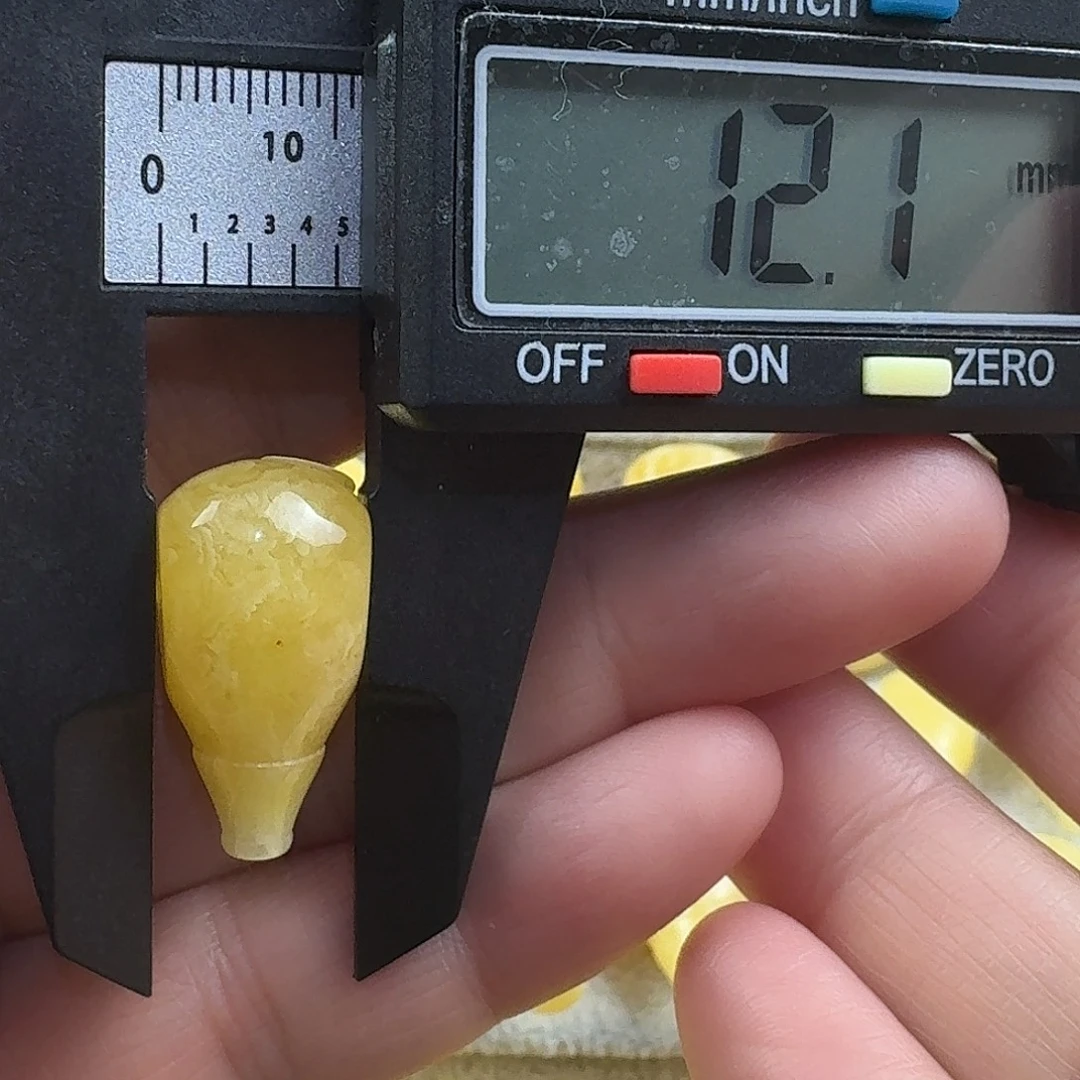 蜜蜡未镶嵌裸石21杂