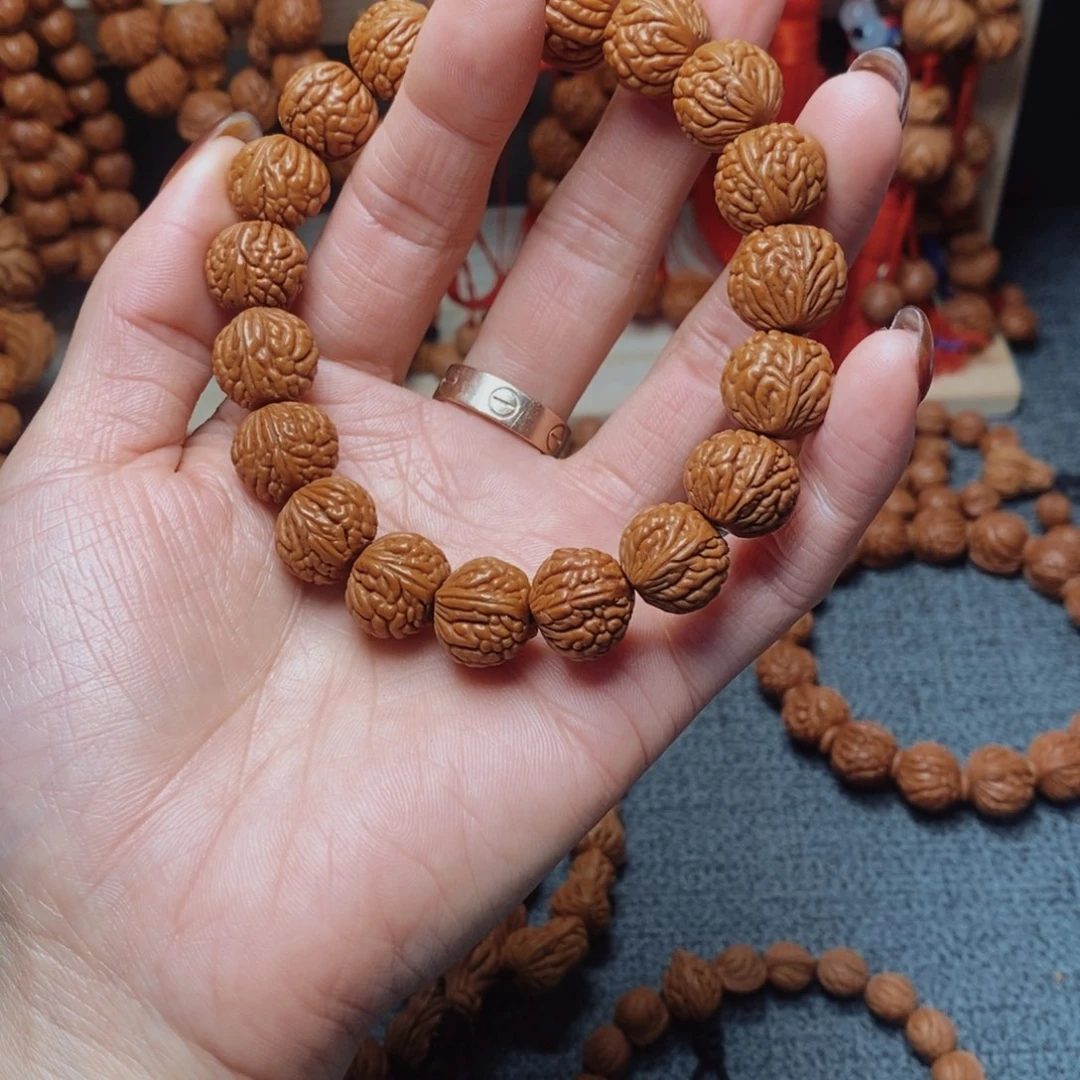 吊坠桃核龙纹桃枭