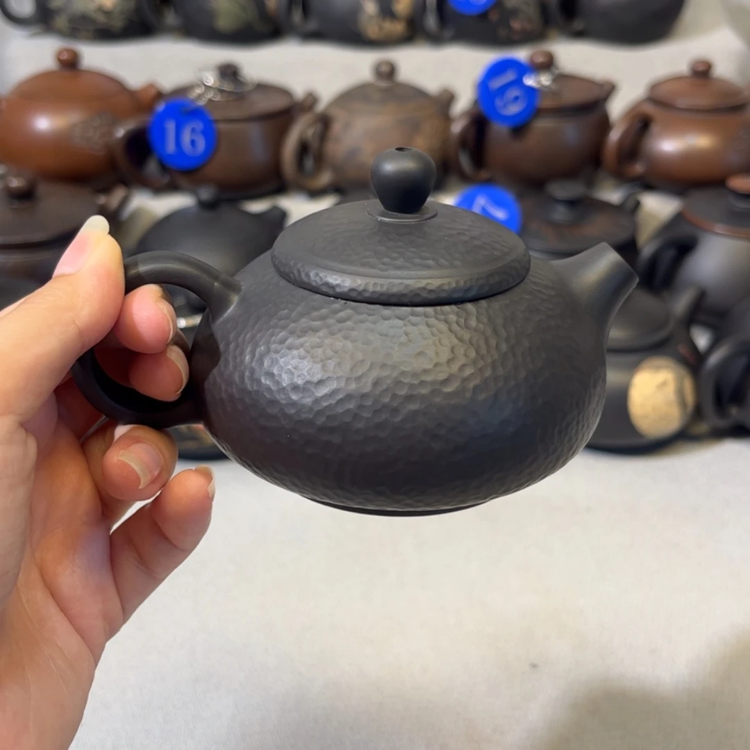 【闪购商品】红泥 微瑕 容量 140c c