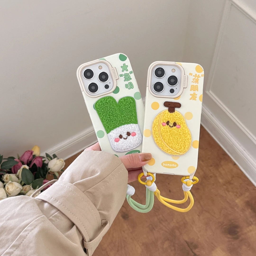 可爱贴皮刺绣16max手机壳15卡通新款苹果14pro手机壳卡包手机壳
