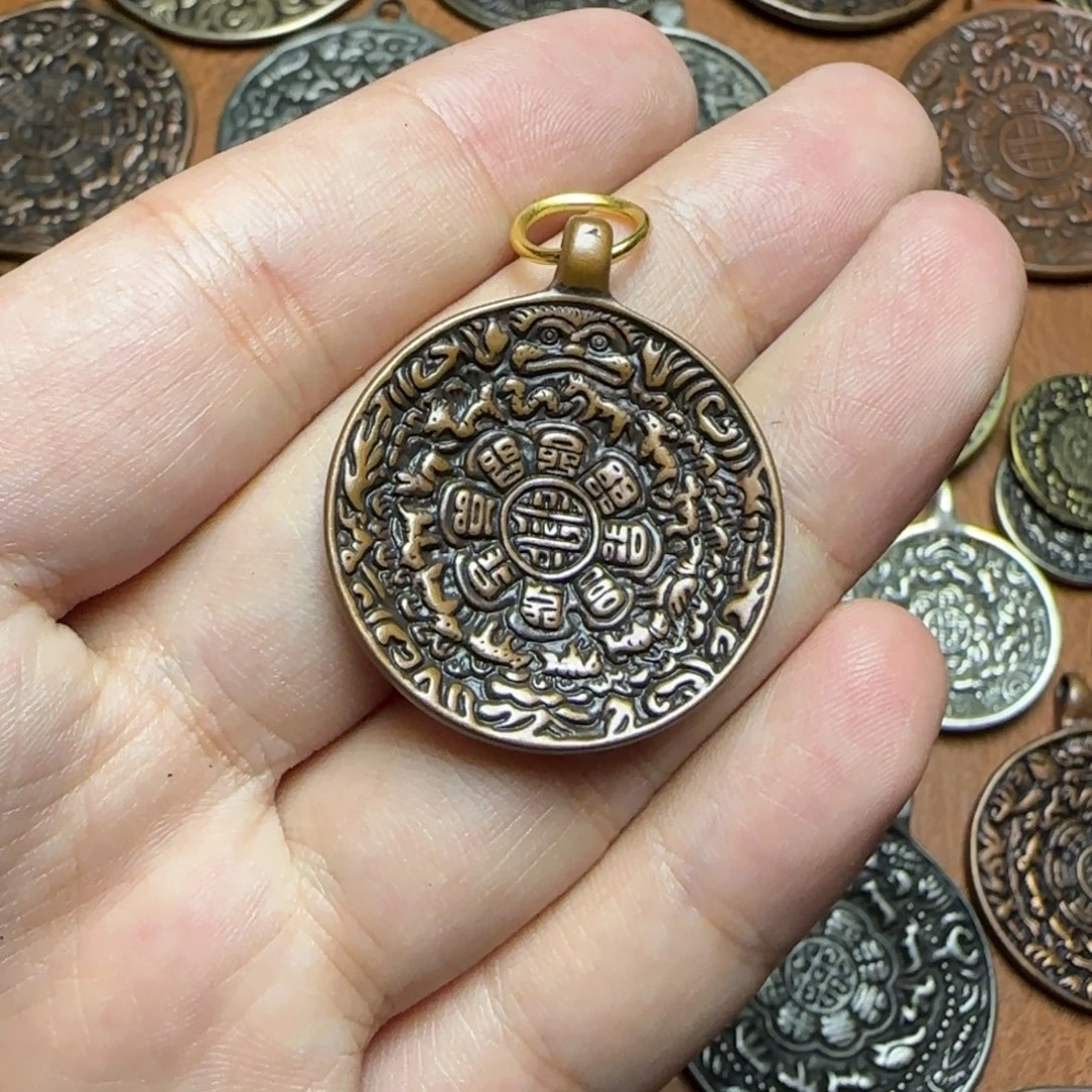 张****泥塑精品小元素品相