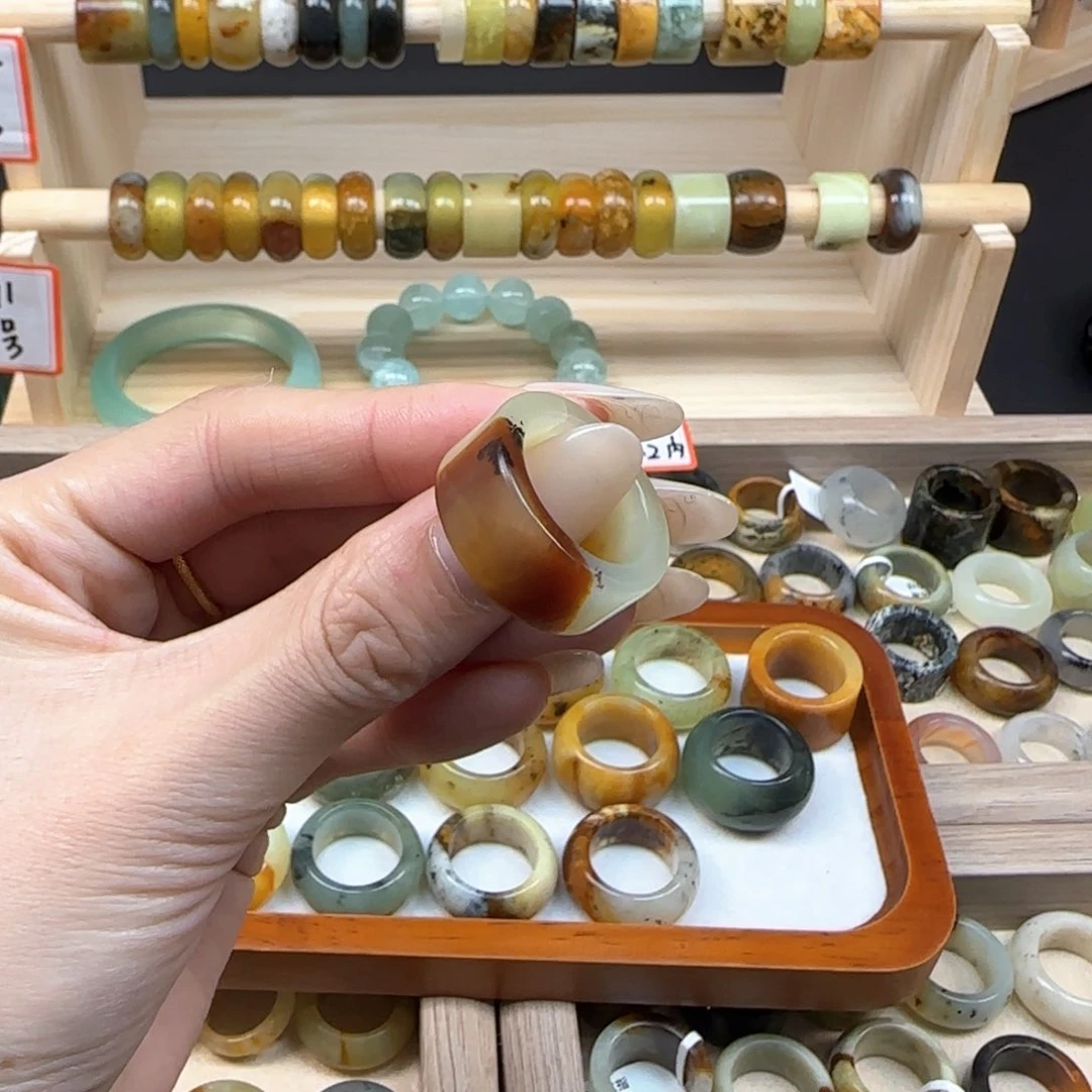 蛇纹石玉岫玉内径18.5合金香**