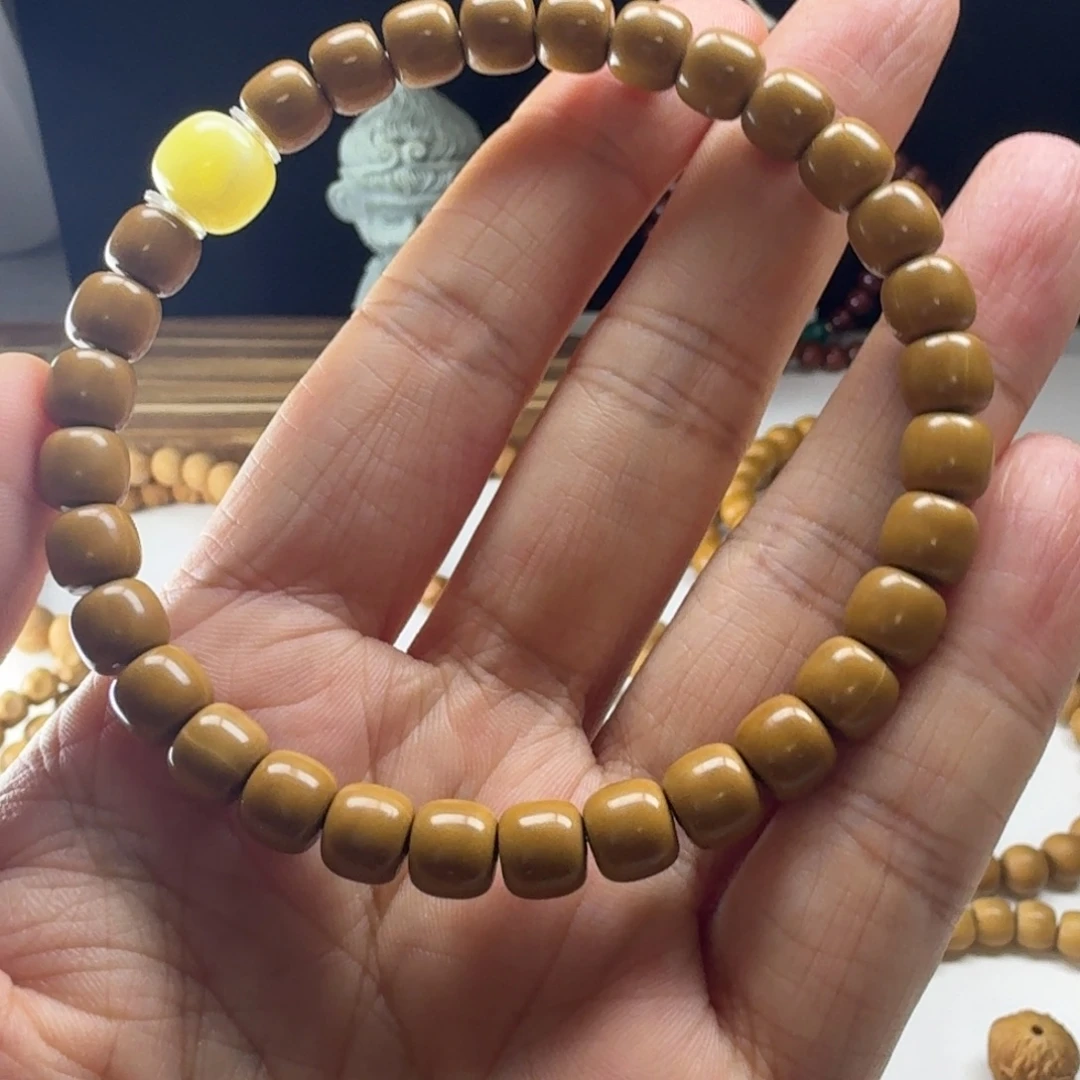 一***笑猴头核桃吊坠豆腐块