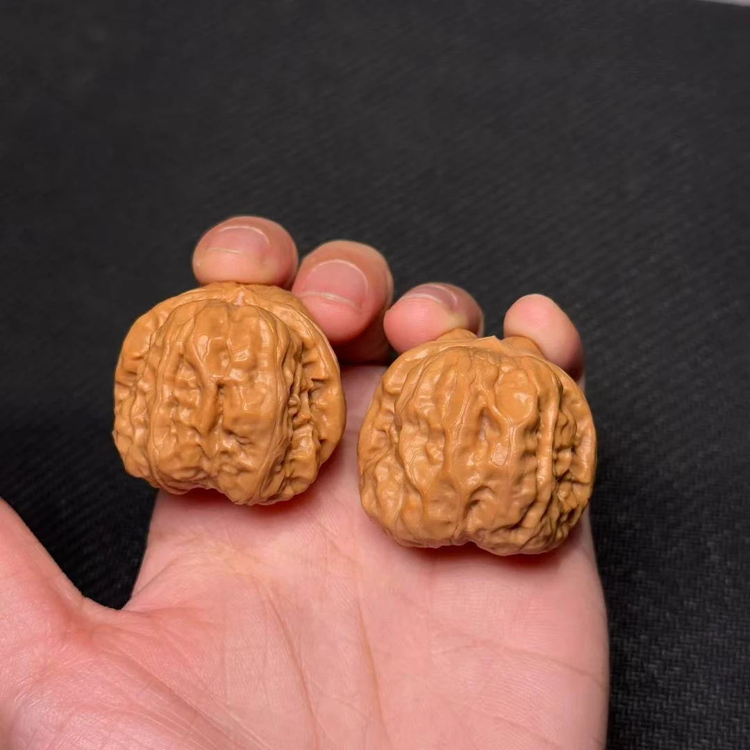 【刘云天专属】L018精修镶底打底蛤蟆头核桃 35mm