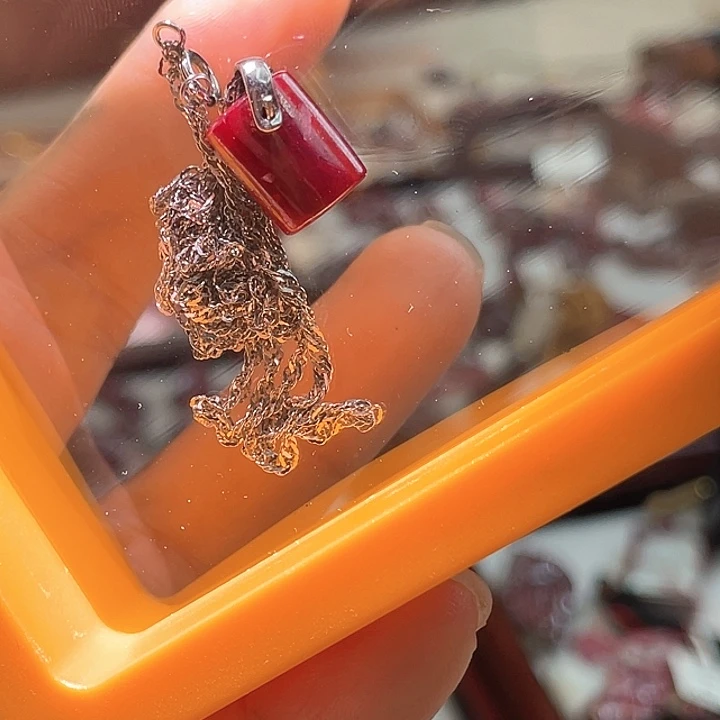 天然辰砂朱砂吊坠