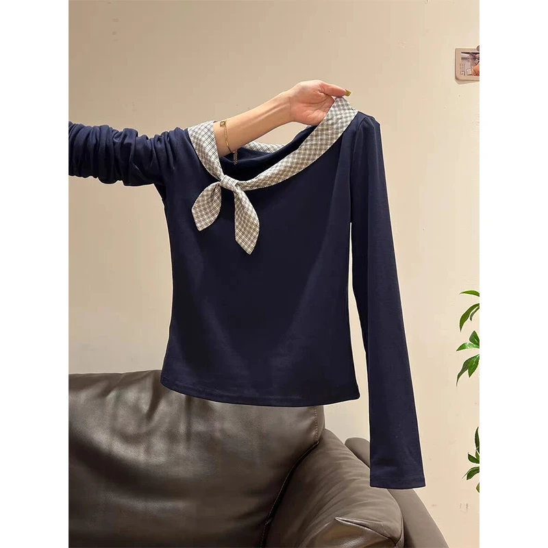 复古藏青色别致拼接格子斜领长袖t恤女秋季新款修身显瘦正肩上衣