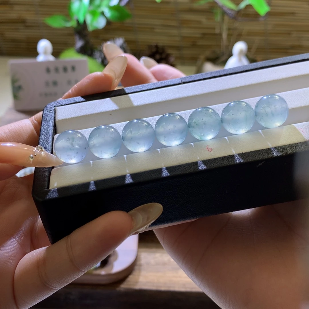 翡翠散珠卡12寒潭星辰同料，1.4w/颗