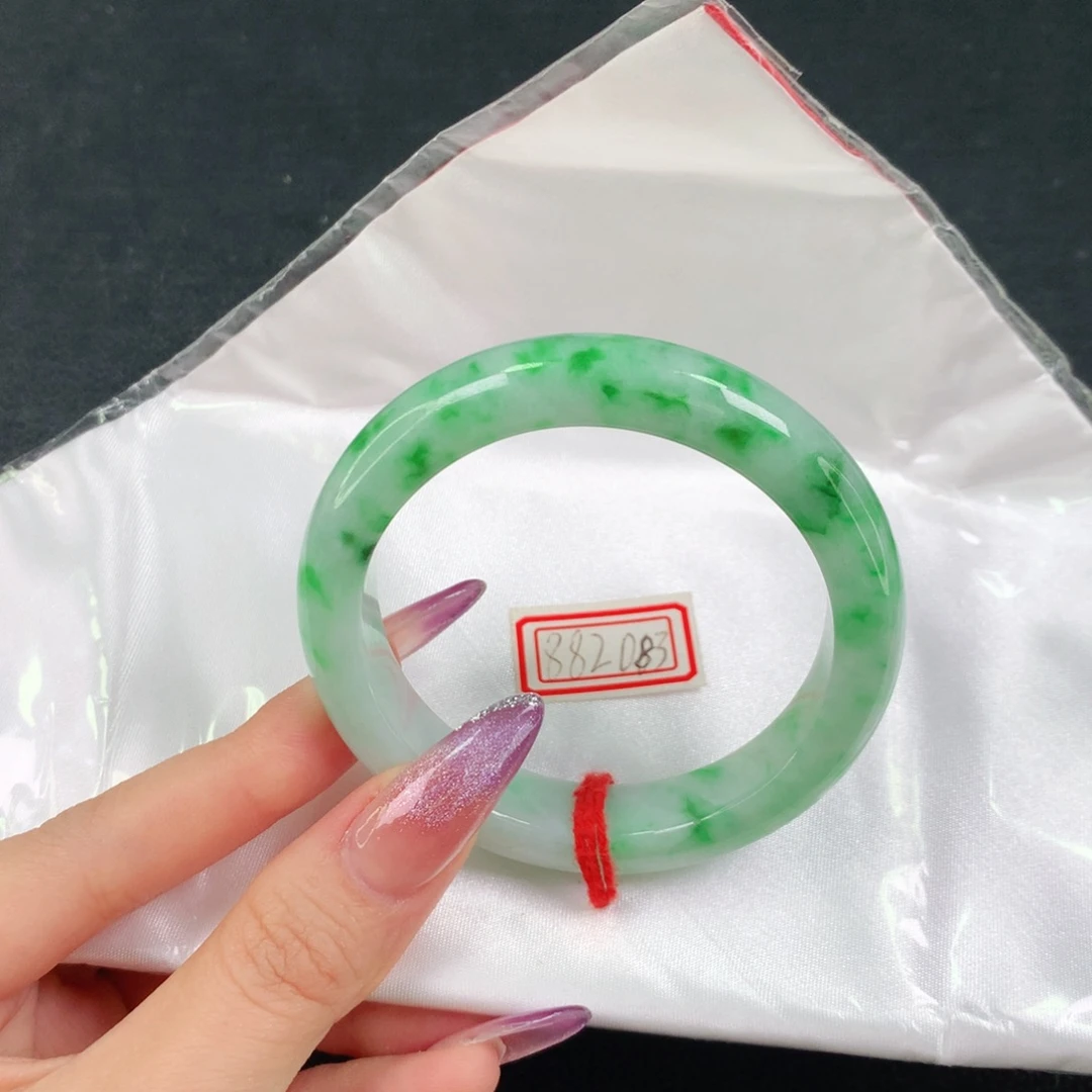 翡翠未镶嵌手镯天然翡翠手镯04