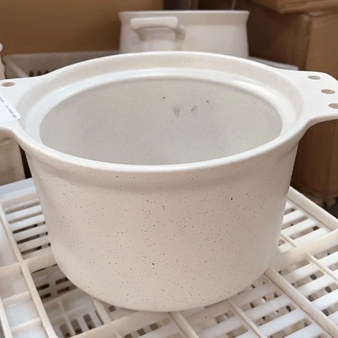 微瑕，明火，口径22高度12无盖3L