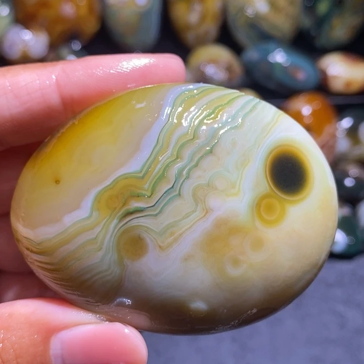 未镶嵌玛瑙/玉髓珠宝奇石