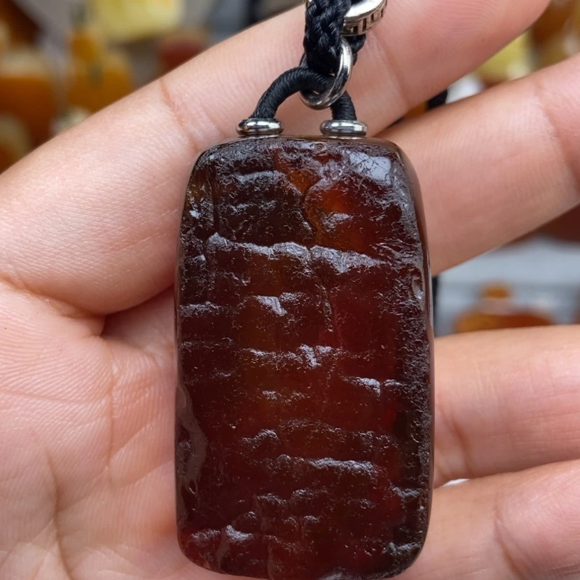 【闪购商品】琥珀颈饰未镶嵌