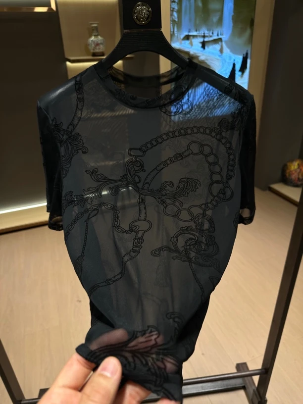 轻职风烫印常规款刺绣心形V领T恤春夏百搭夏季黑色