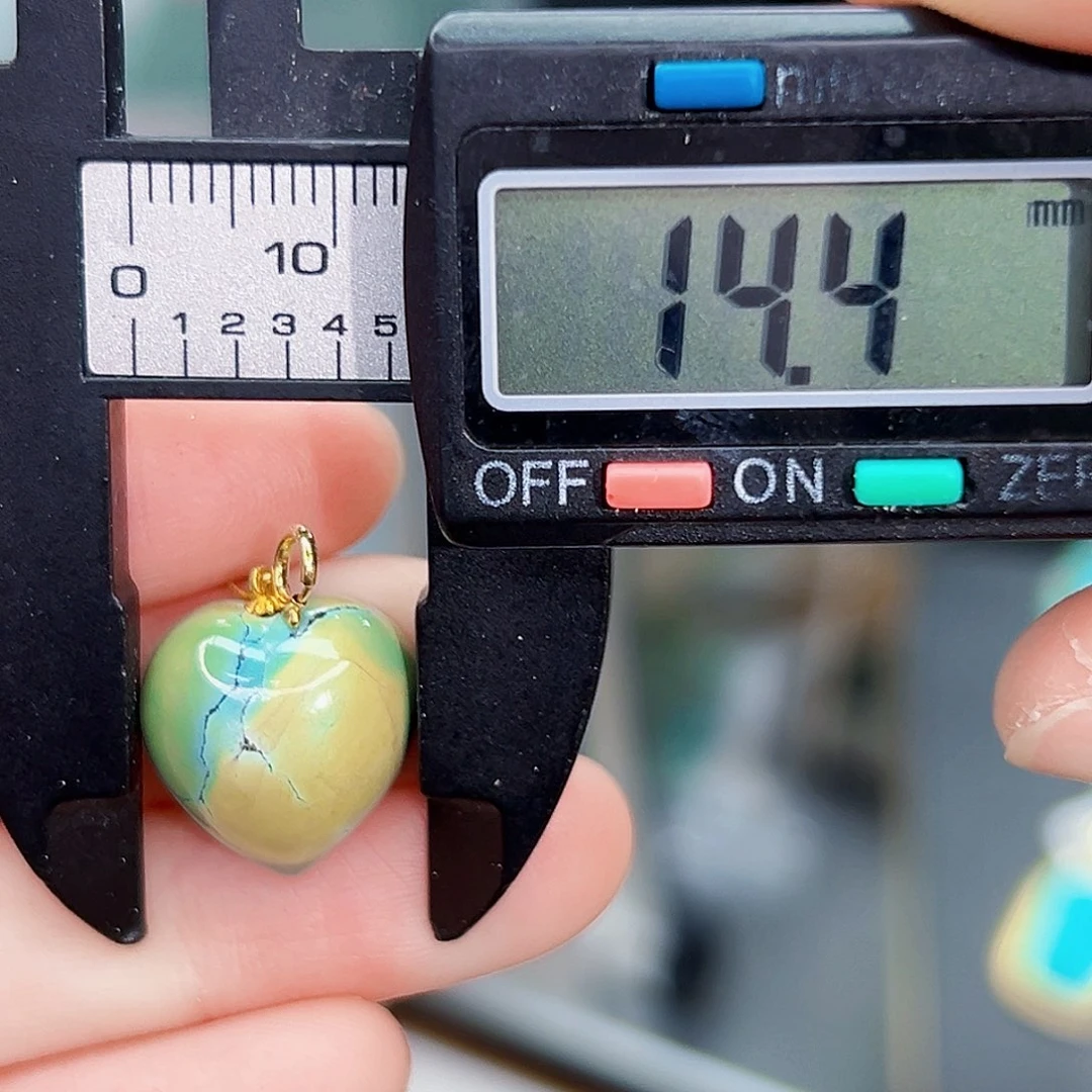 绿松石珠宝奇石18K金镶嵌