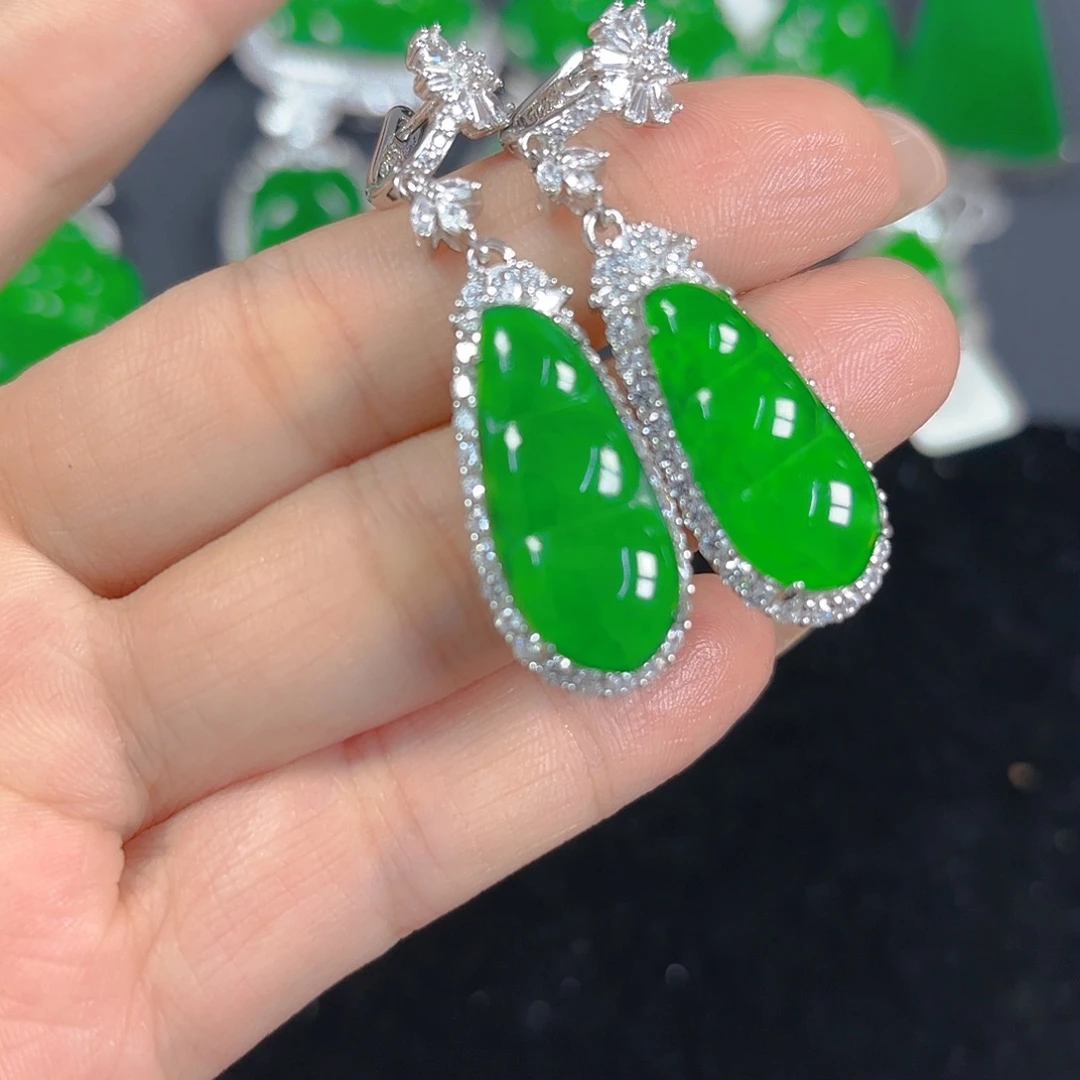 水***晶吊坠(不含链)银S925镶嵌翡翠