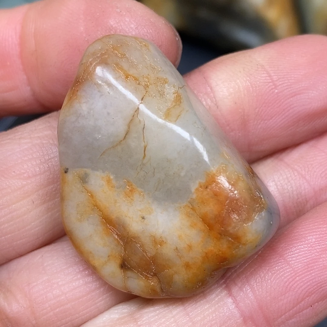 和田玉未镶嵌珠宝奇石